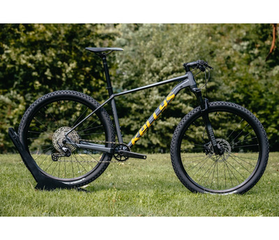 GATE 30 DARK 29"