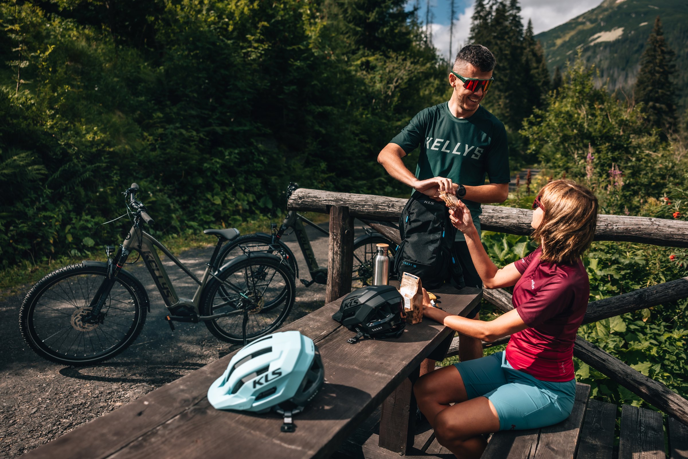 How to pack for a full-day bike ride: practical tips for cyclists