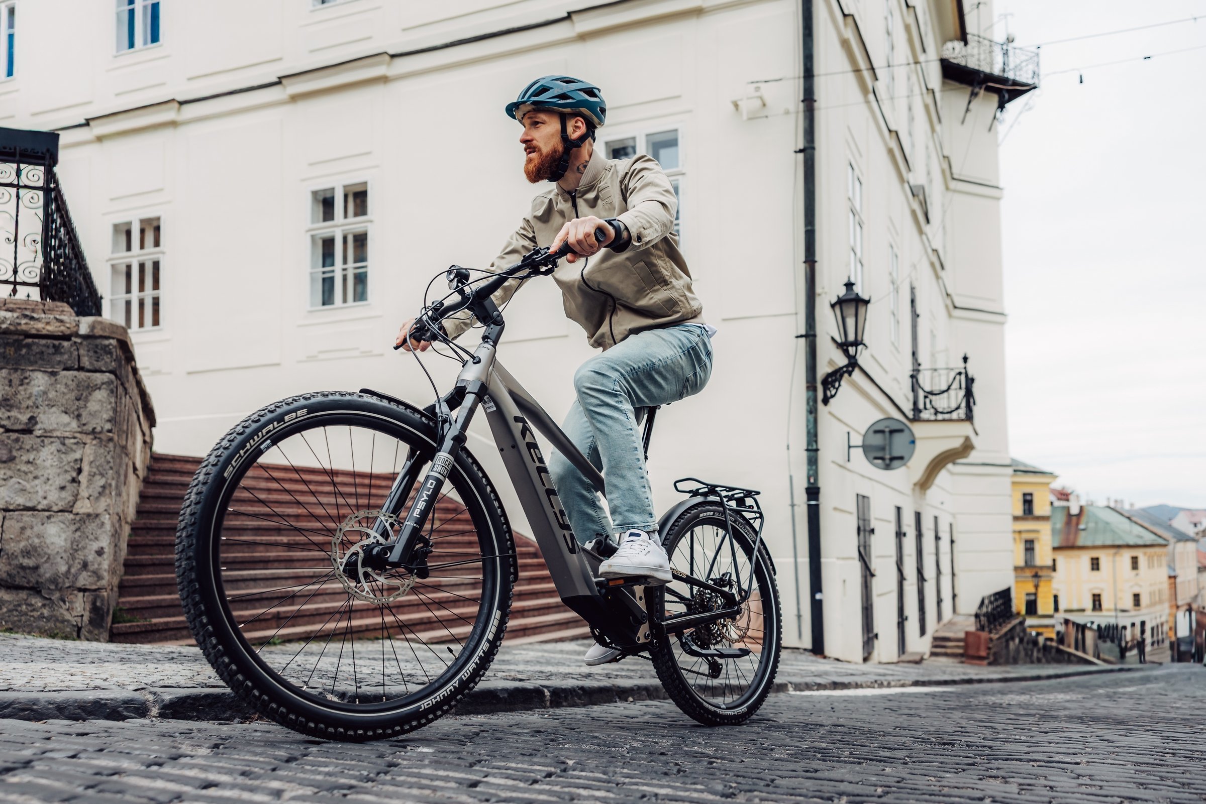 Péče o elektrokolo (e-bike): Jak prodloužit životnost baterie, motoru i komponentů