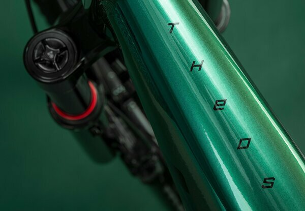 THEOS R30 P MAGIC GREEN 29/27.5" 725 Wh 2.