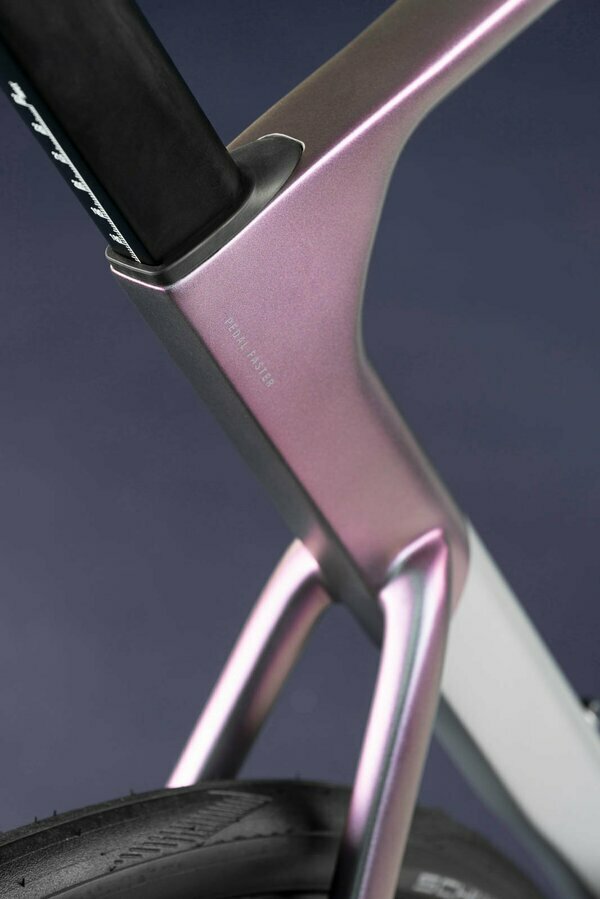 URC 90 ARCTIC GREY 3.