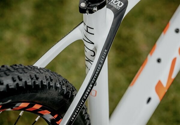 HACKER 30 29" 5.