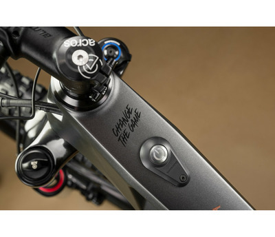 THEOS F60 SH ANTHRACITE 29/27.5" 725 Wh