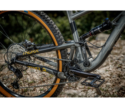 THORX 50 29"