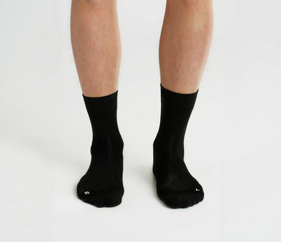 SNUG black
