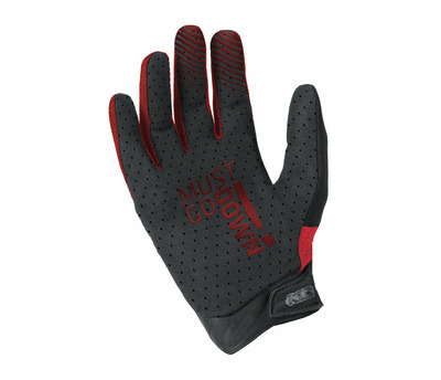 CUTOUT LONG RED
