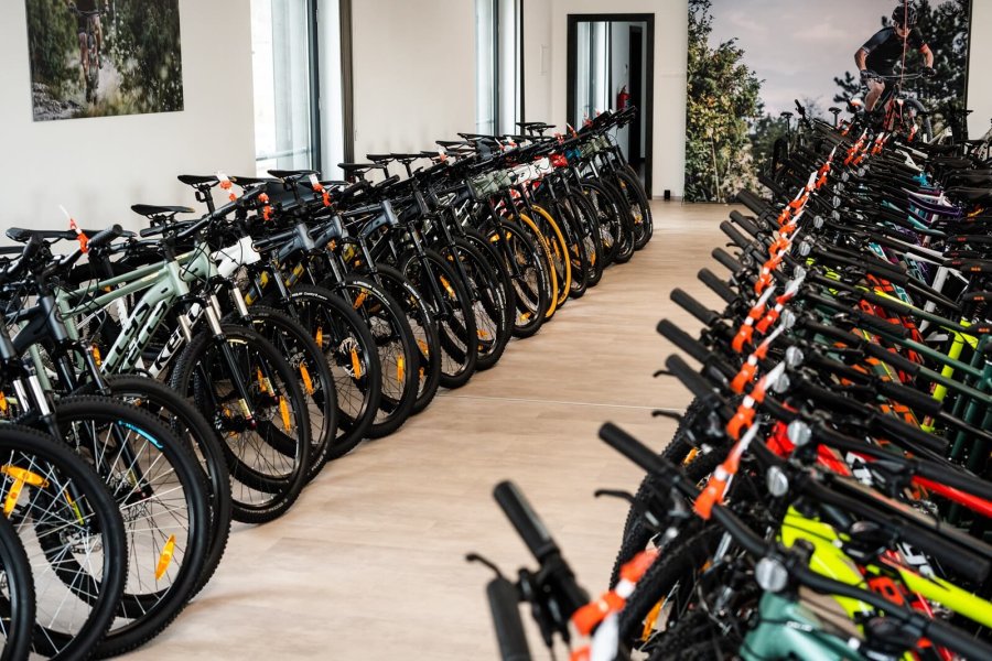 Kellys Factory Store